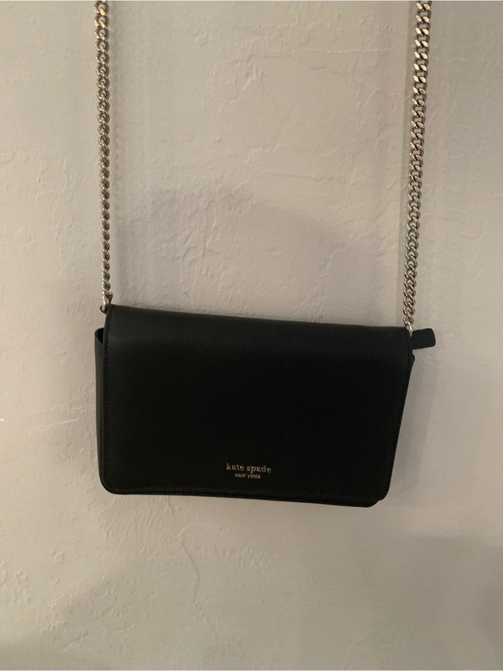 Kate Spade Small Compact Size Black Leather Chain Crossbody Bag no flaws - Picture 6 of 6